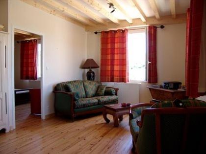 La Vigneraie - Sarl Champ Potard Bed & Breakfast Fuisse Exterior photo